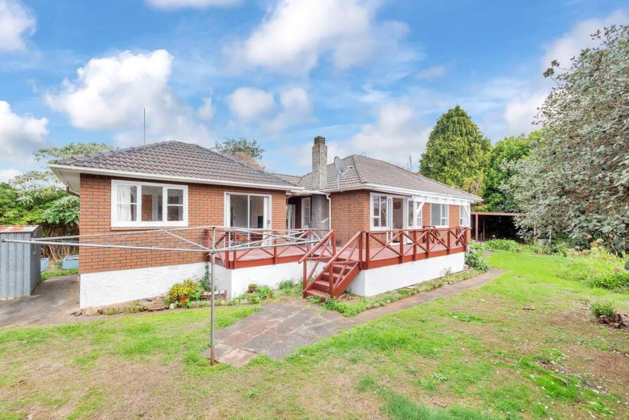 Little Self-contained 1br W Netflix - Parking Holiday home *