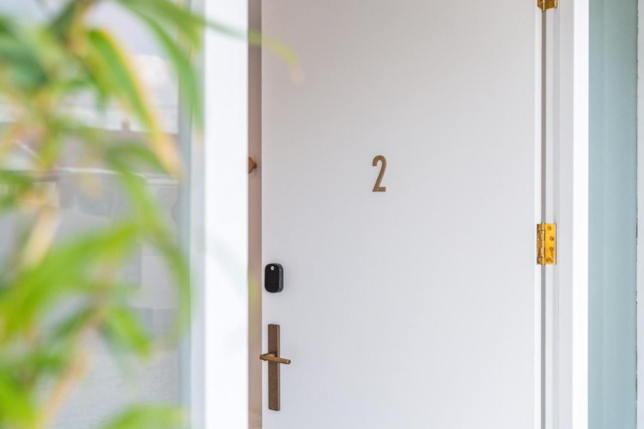 Mission Bay Apartment *