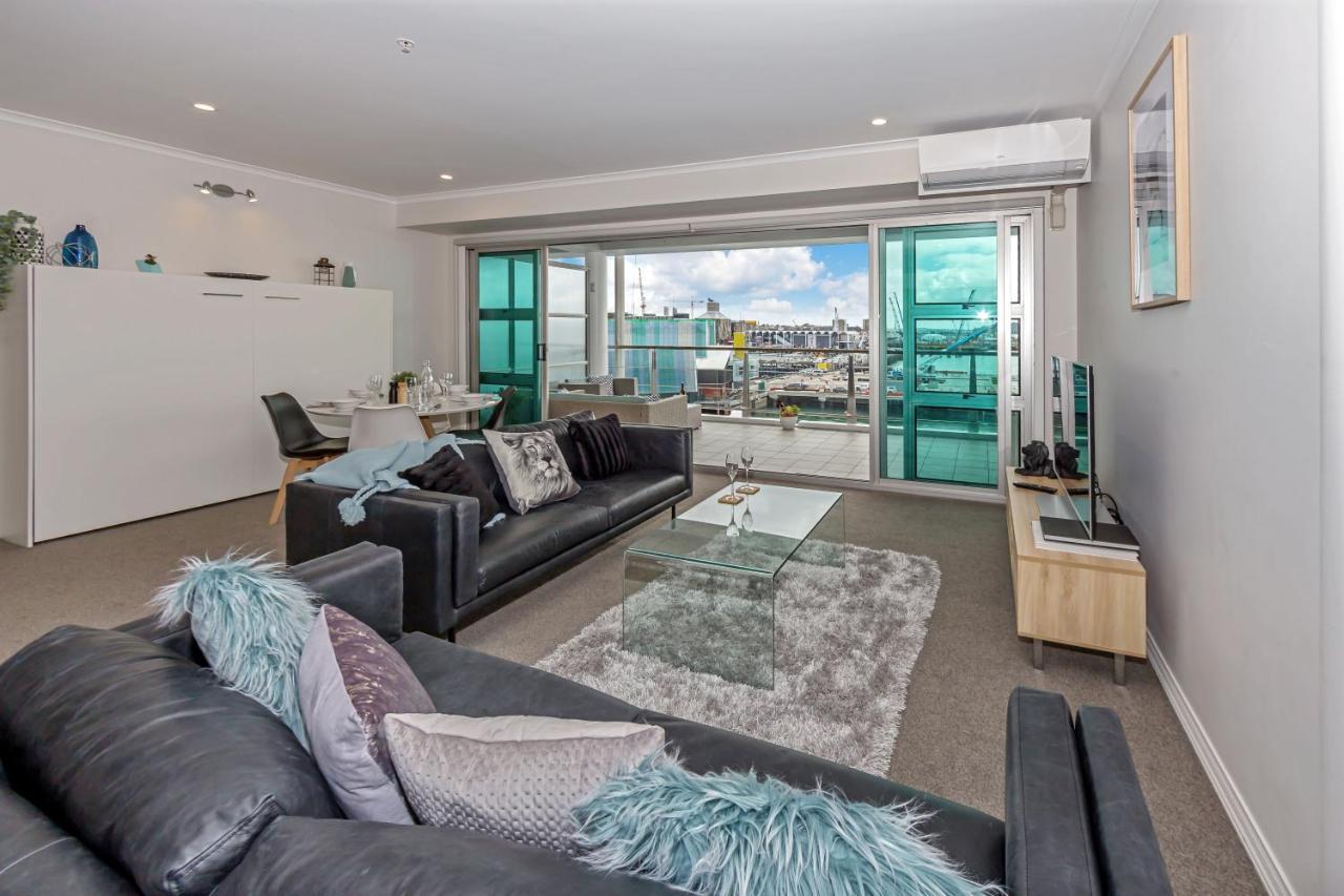 Qv Elegant Modern With Water View - 982