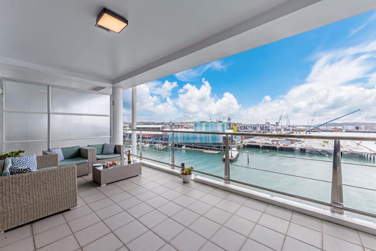 Qv Elegant Modern With Water View - 982 Apartment