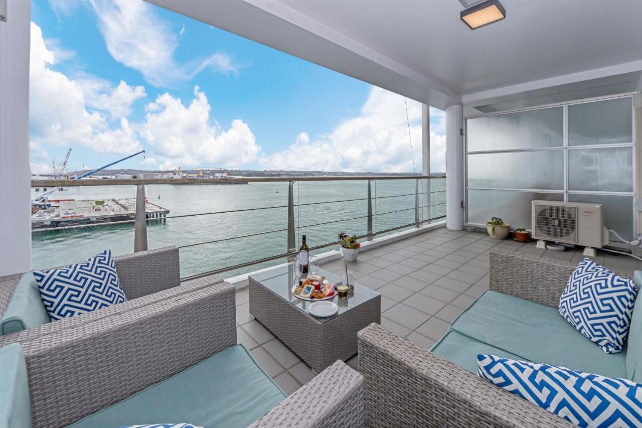 Qv Elegant Modern With Water View - 982 * Auckland