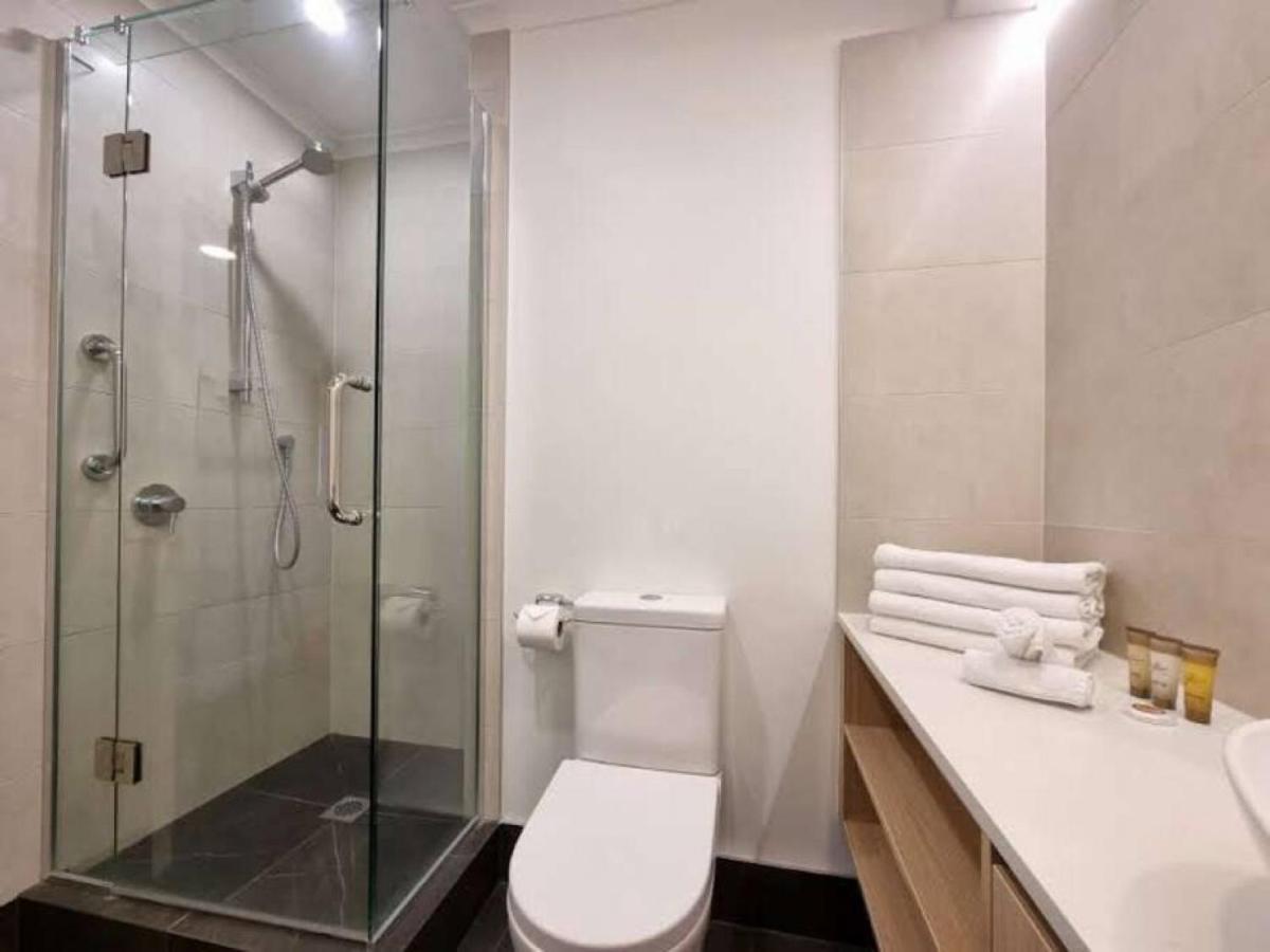 Sweet Escape Cbd With Pool And Gym Apartment