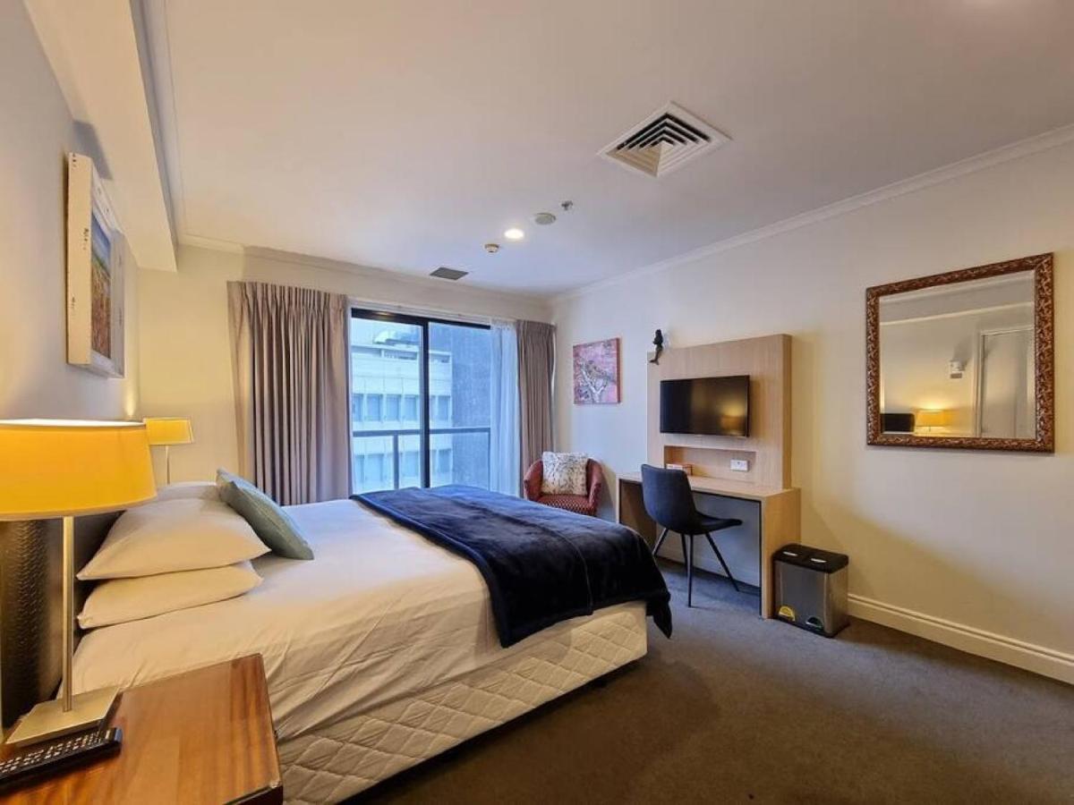 Apartment Sweet Escape Cbd With Pool And Gym