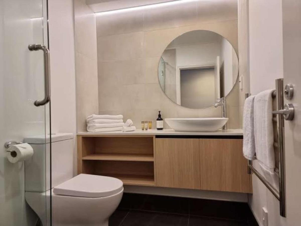 Sweet Escape Cbd With Pool And Gym *