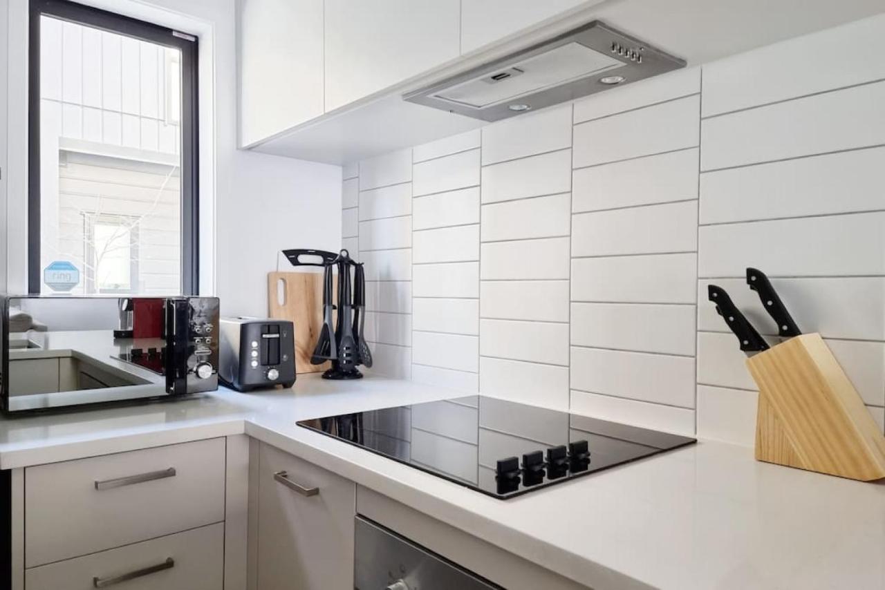 Huntington Townhouse With Patio And Parking * Auckland