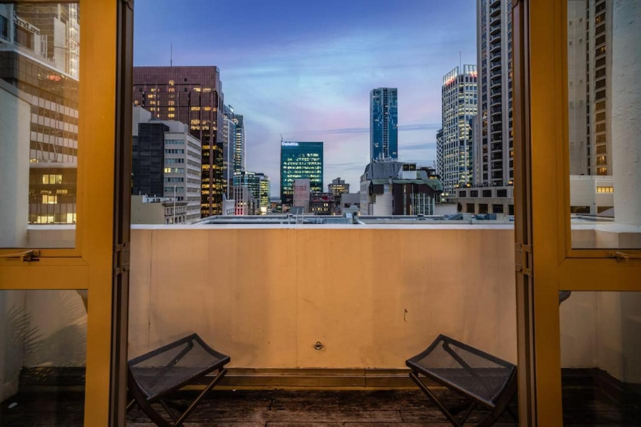 Apartment Chic And Spacious Cbd Loft - 2 Beds City Views Auckland