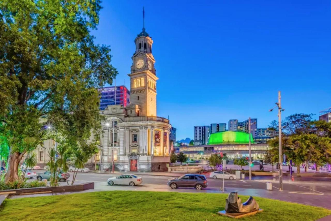 Amazing Views 2 Bedroom Apt In Cbd * Auckland