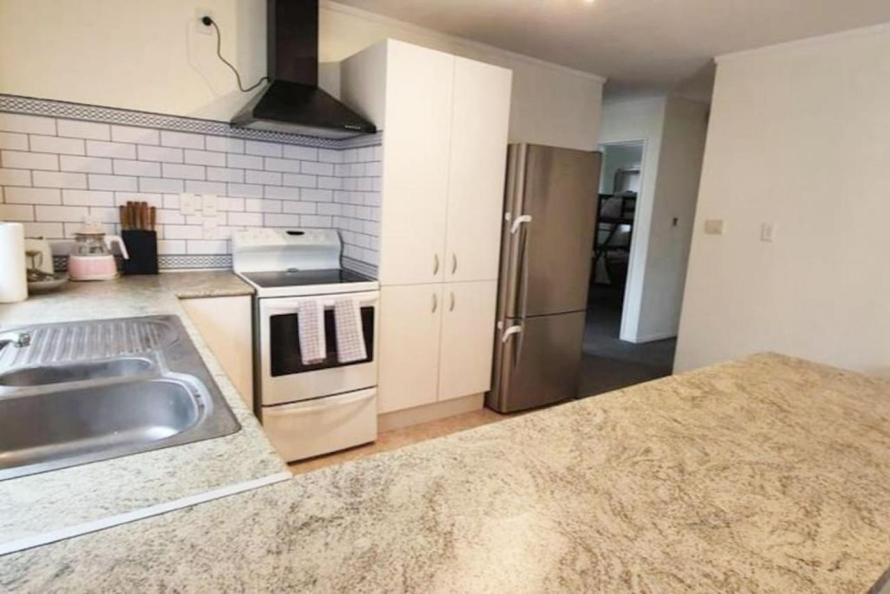 Cheerful 3br With Free Wifi & Netflix Holiday home *