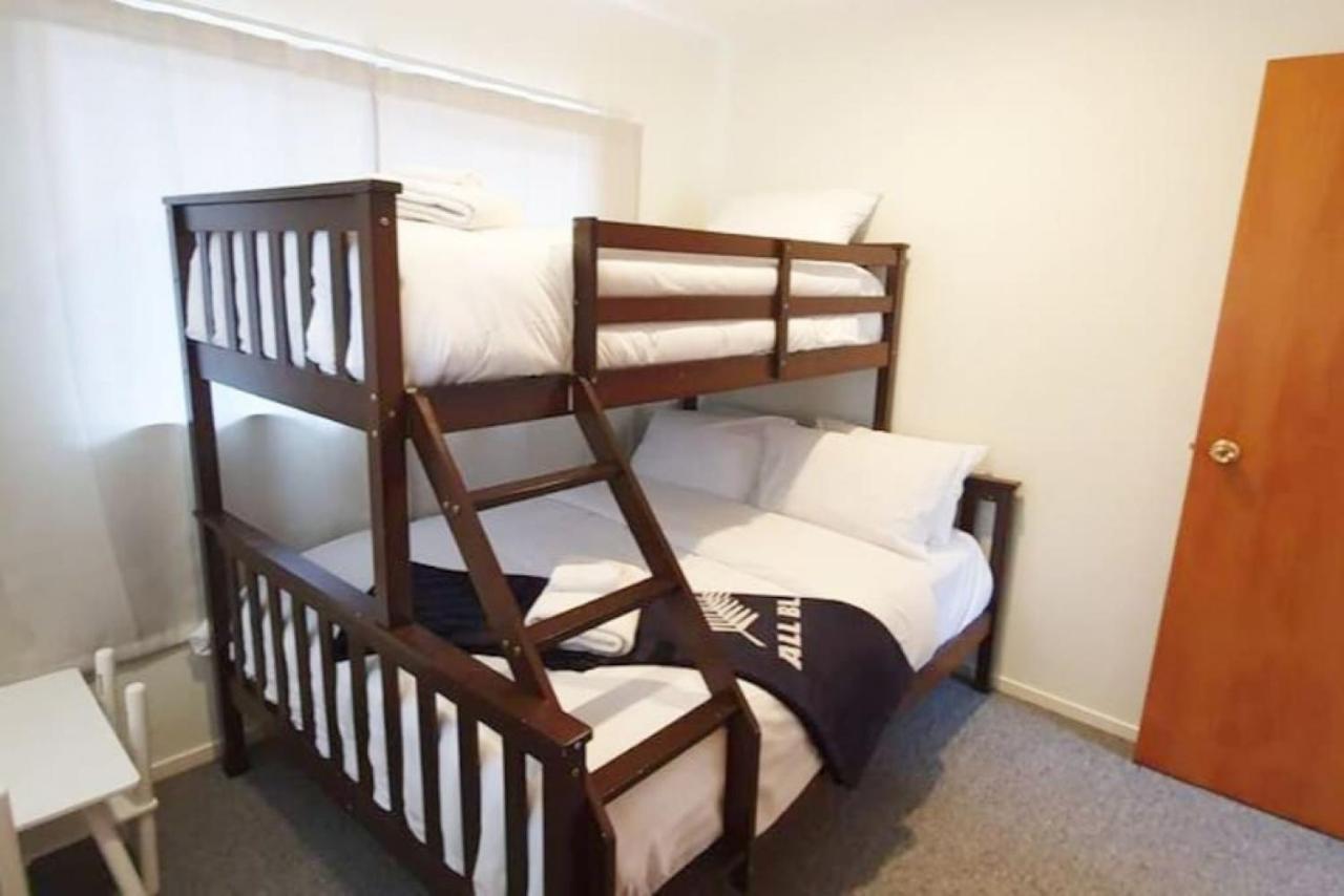 Holiday home Cheerful 3br With Free Wifi & Netflix