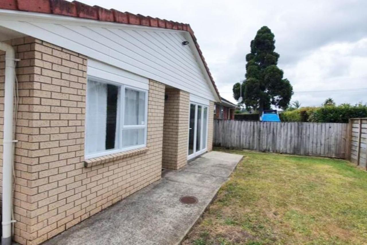 Cheerful 3br With Free Wifi & Netflix Holiday home Auckland