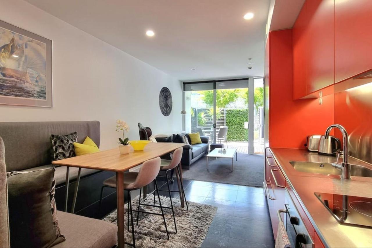 Victoria Park Haven W Carpark, Spa, Pool And Gym Apartment *