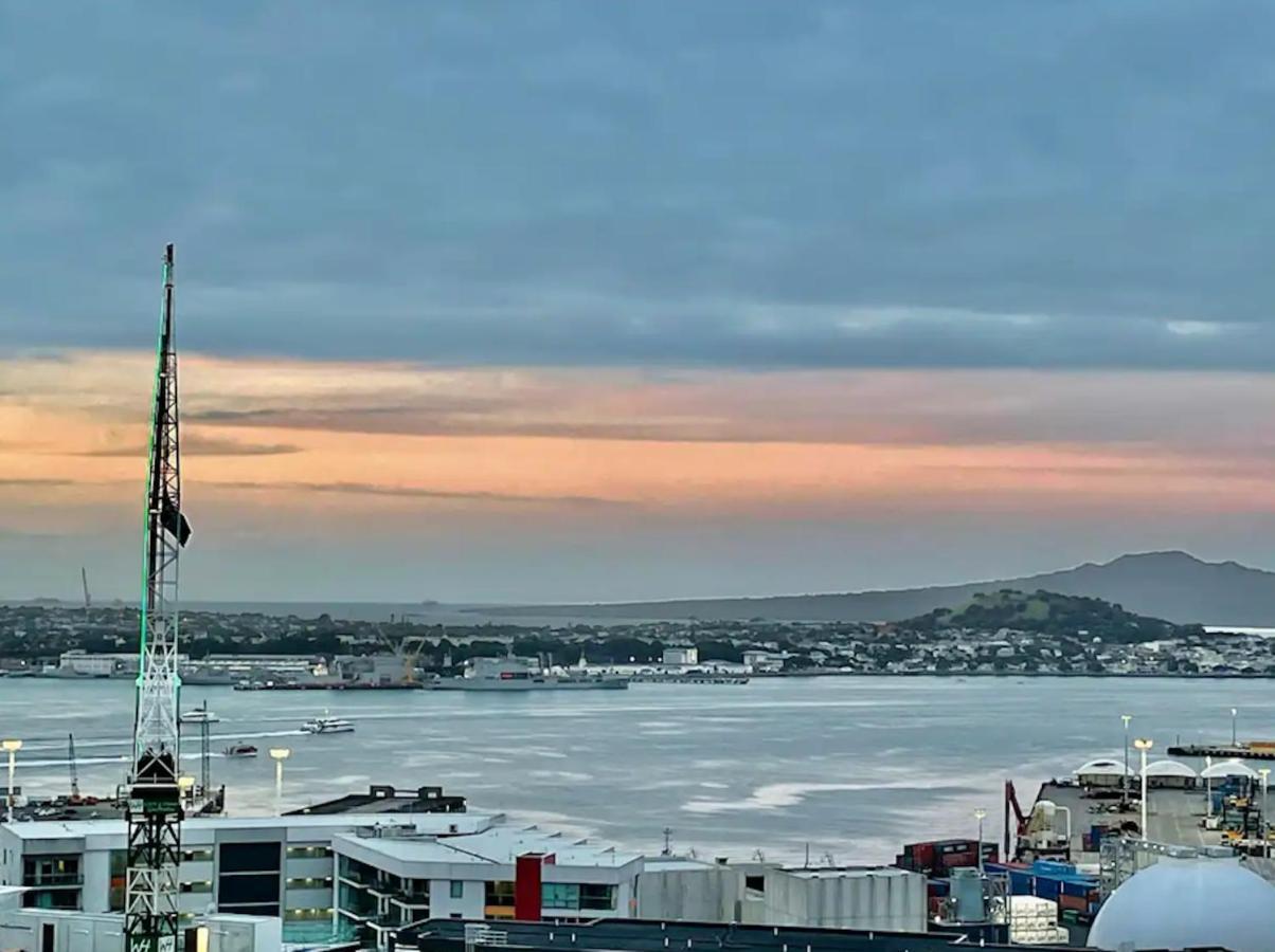 Fabulous City&harbor Views 2 Bedroom