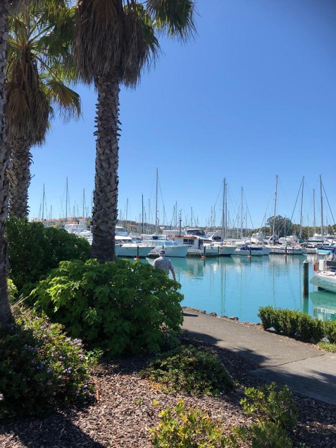 Gulf Harbour Apartment