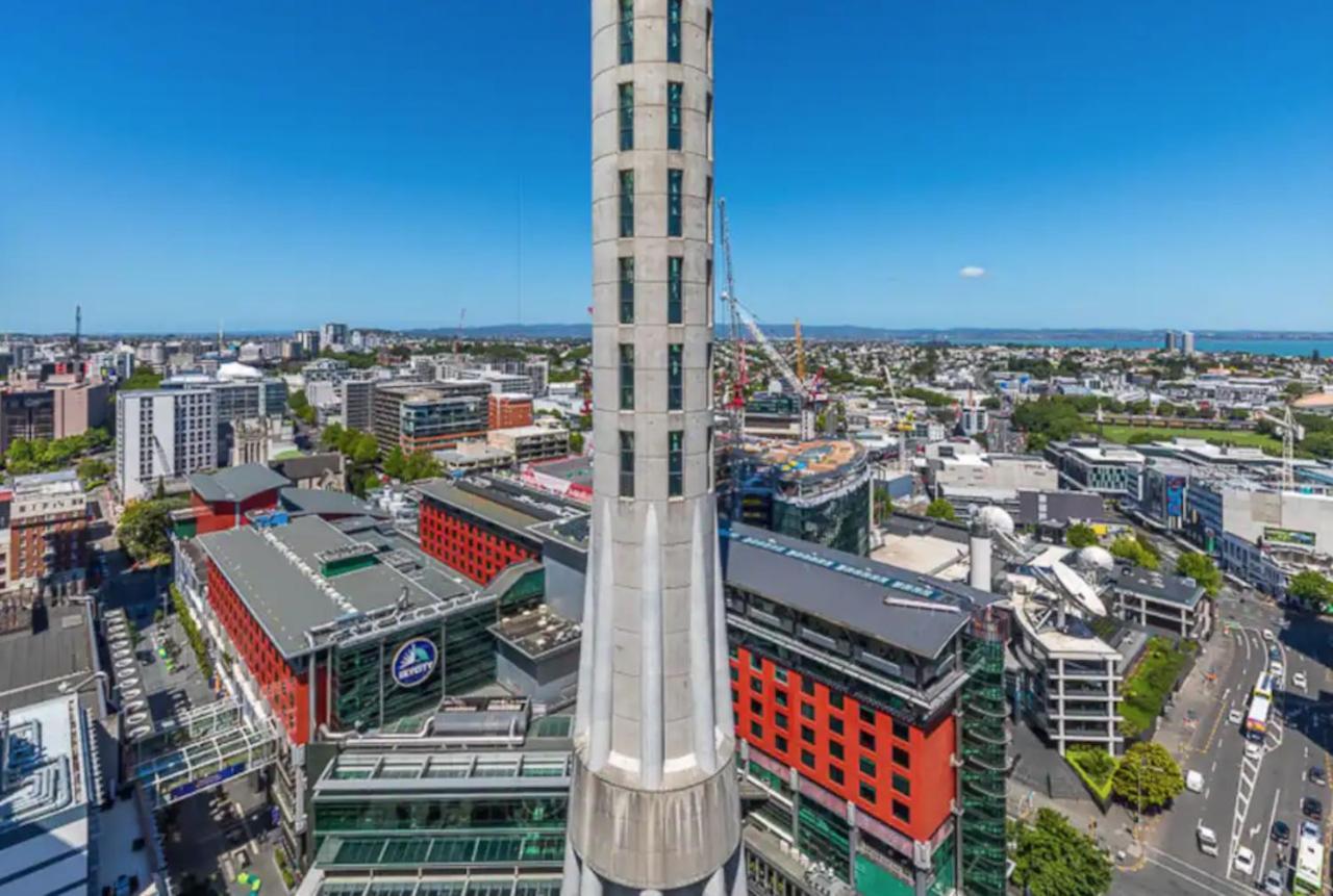 Stunning Skytower And City View 2 Bedroom