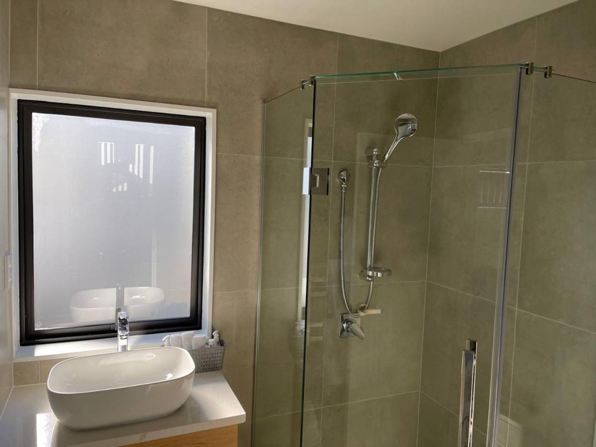 Holiday home 4 Bedroom Fully Furnished In Papakura, Auckland