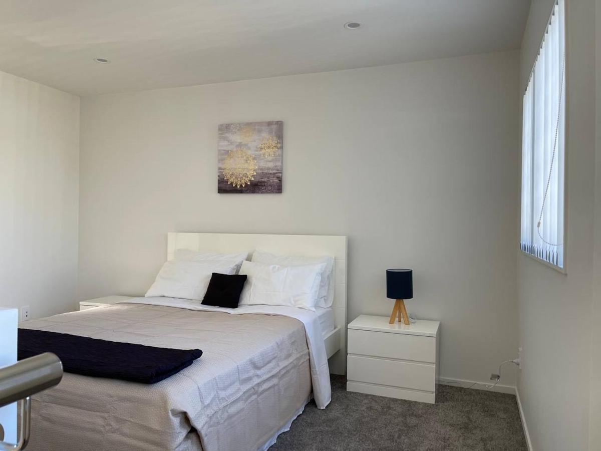 4 Bedroom Fully Furnished In Papakura, Auckland