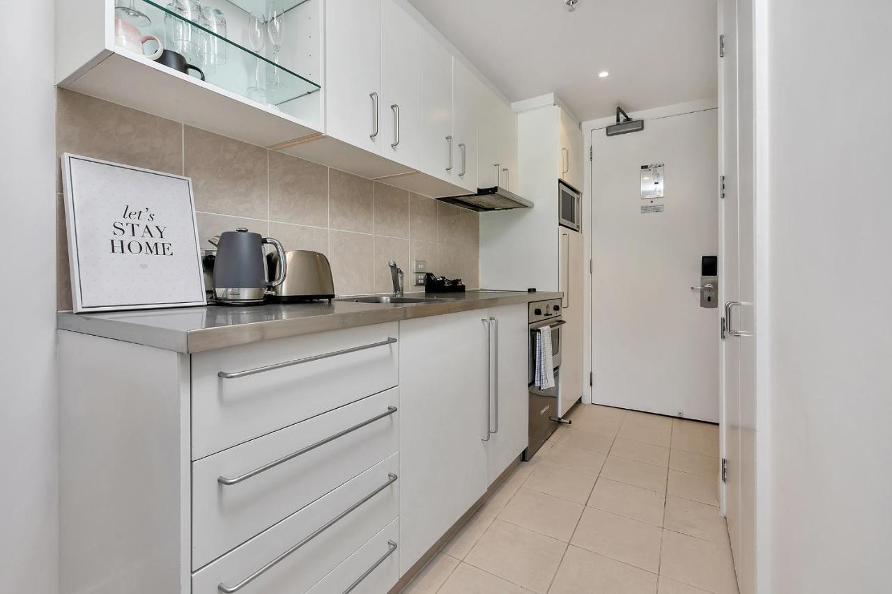 Renovated Retreat - Sebel Apartment