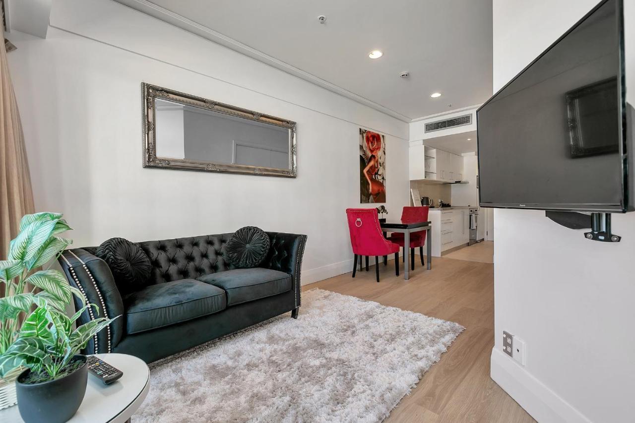Renovated Retreat - Sebel Apartment Auckland