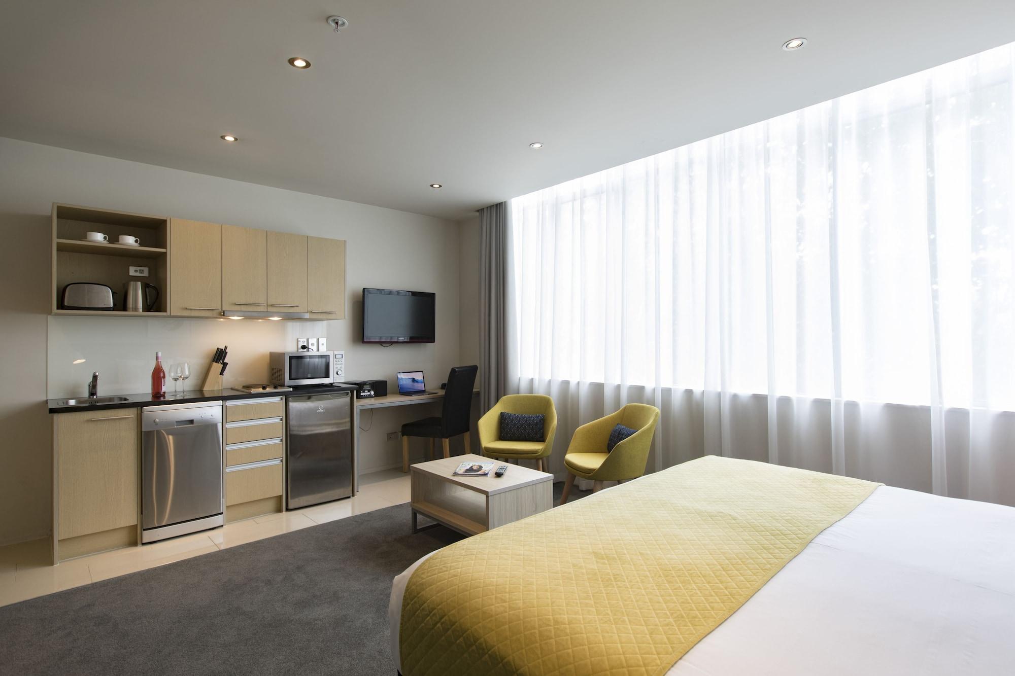 Quest On Hobson Serviced 4*