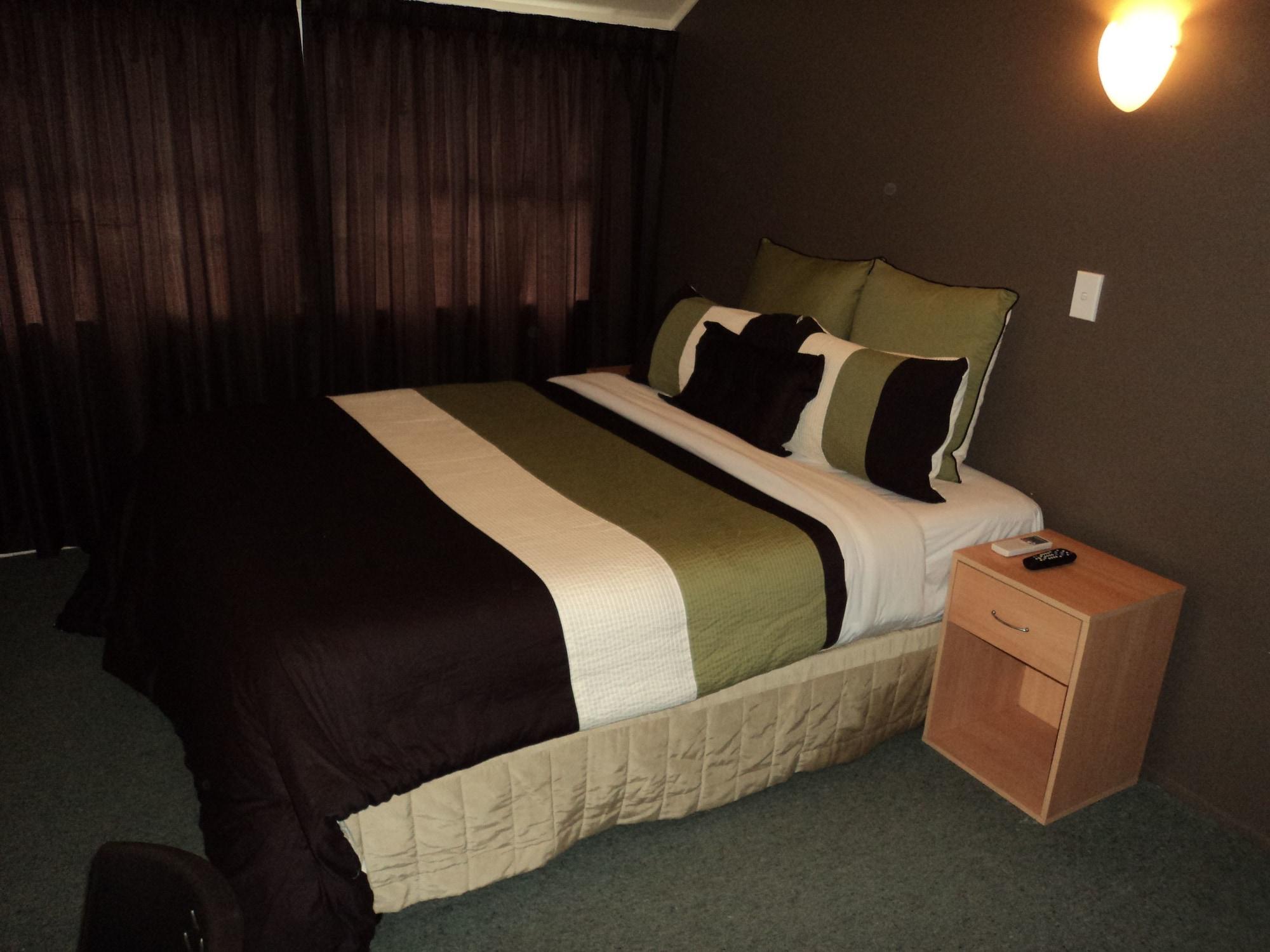 Sai - Greenlane Motel 3*