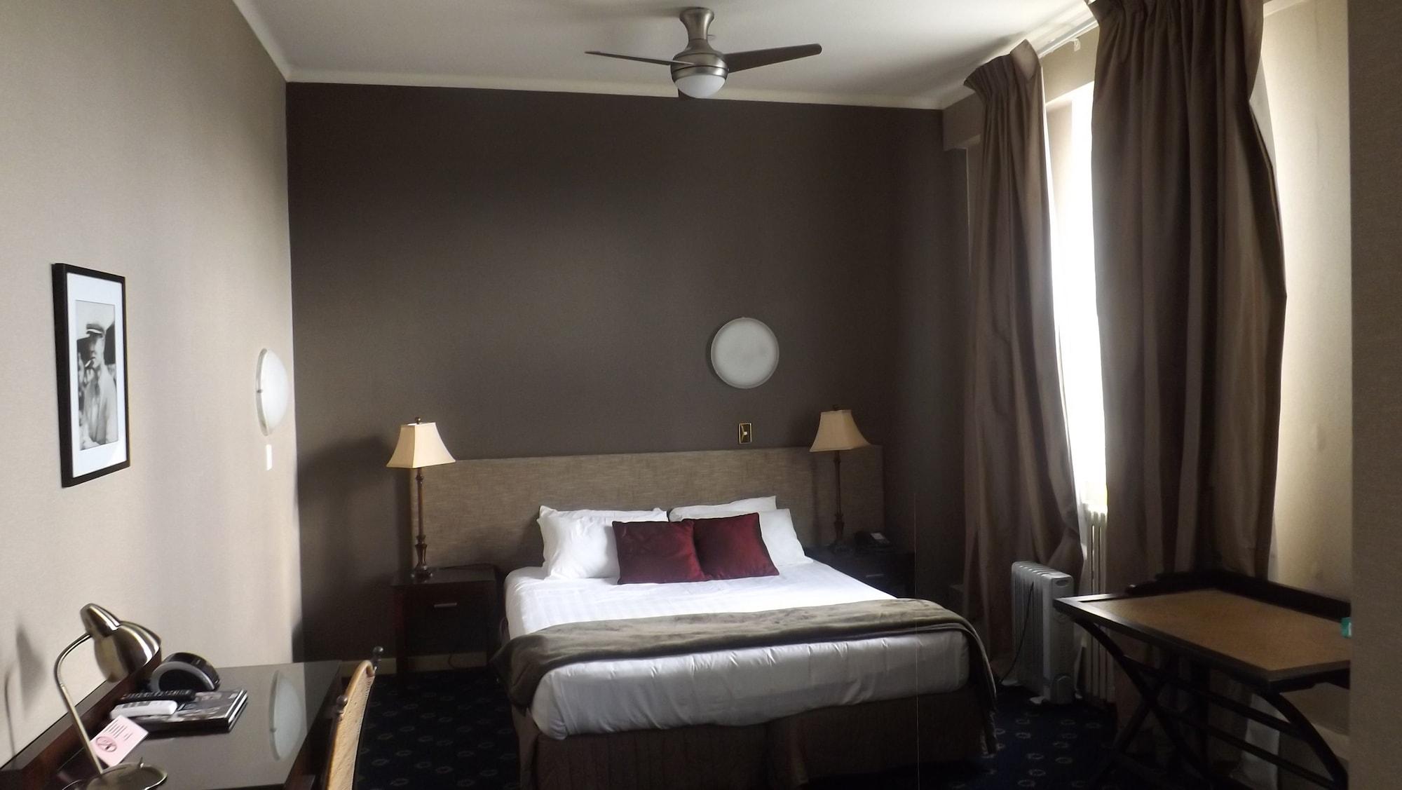 Hotel The Esplanade 4*