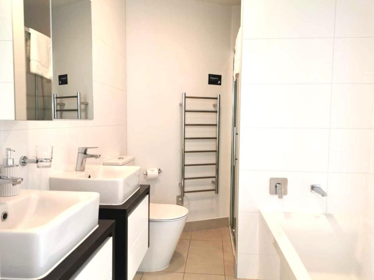 Apartment Magnificent Skytower, Sea, Habour View In Cbd