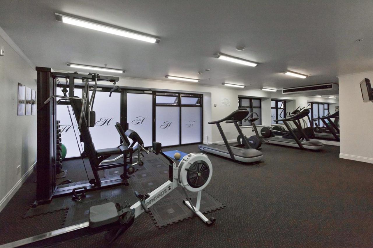 Apartment Centre *