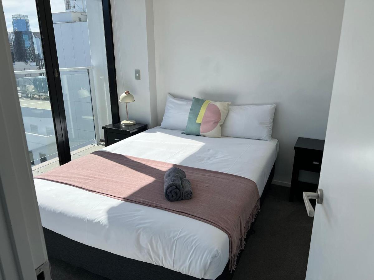Amazing Views 2 Bedroom Apt In Cbd