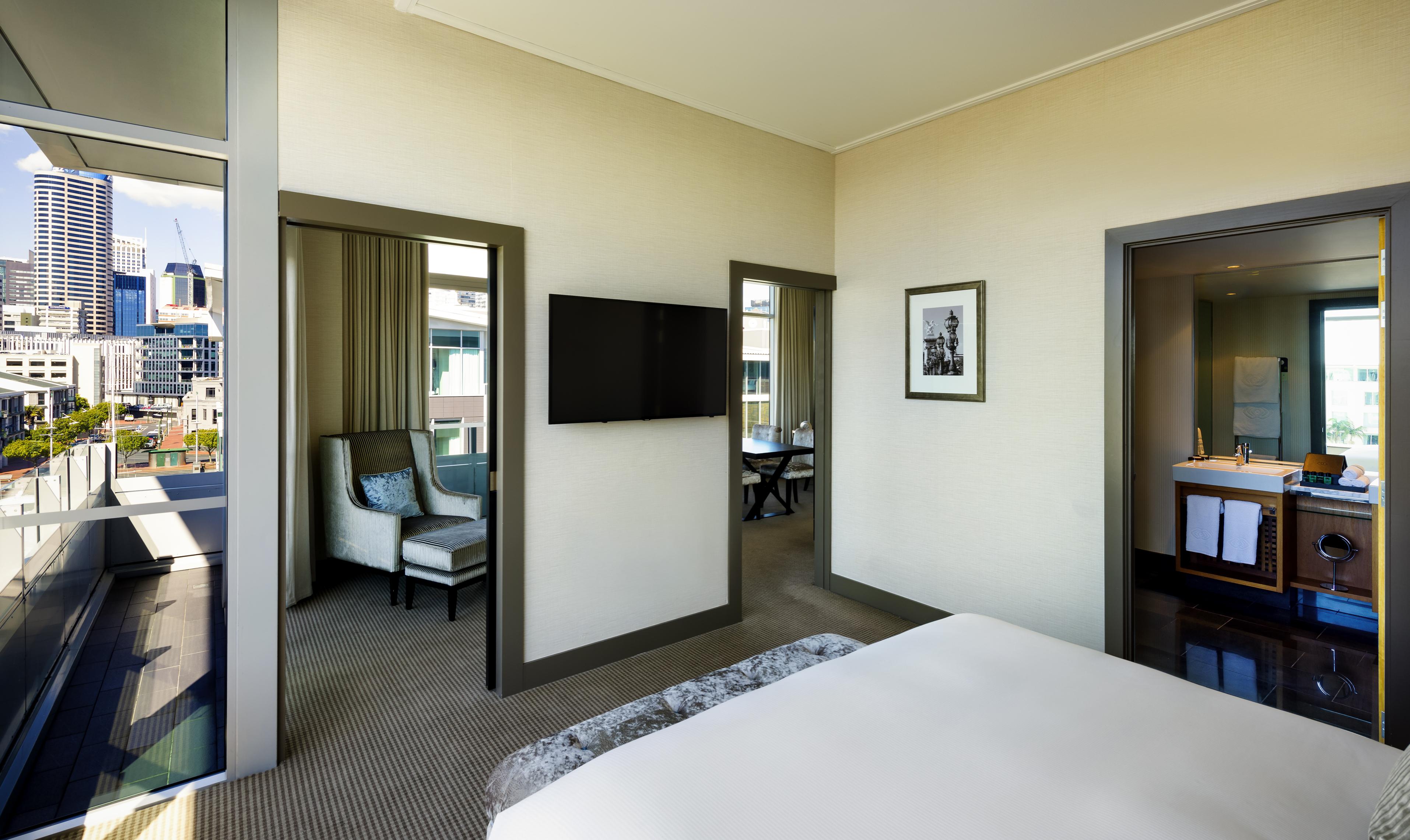 Sofitel Viaduct Harbour 5*
