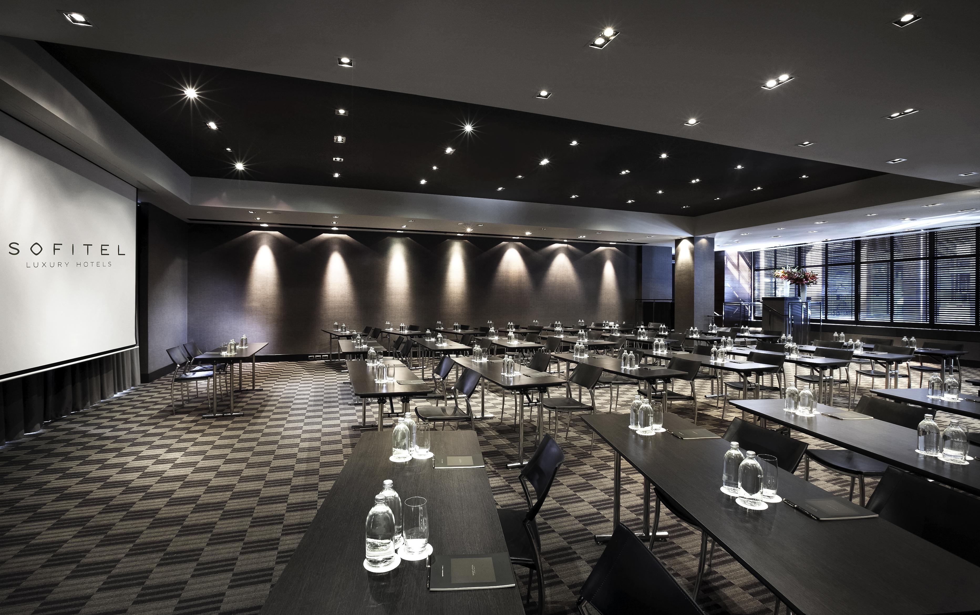 Sofitel Viaduct Harbour 5*