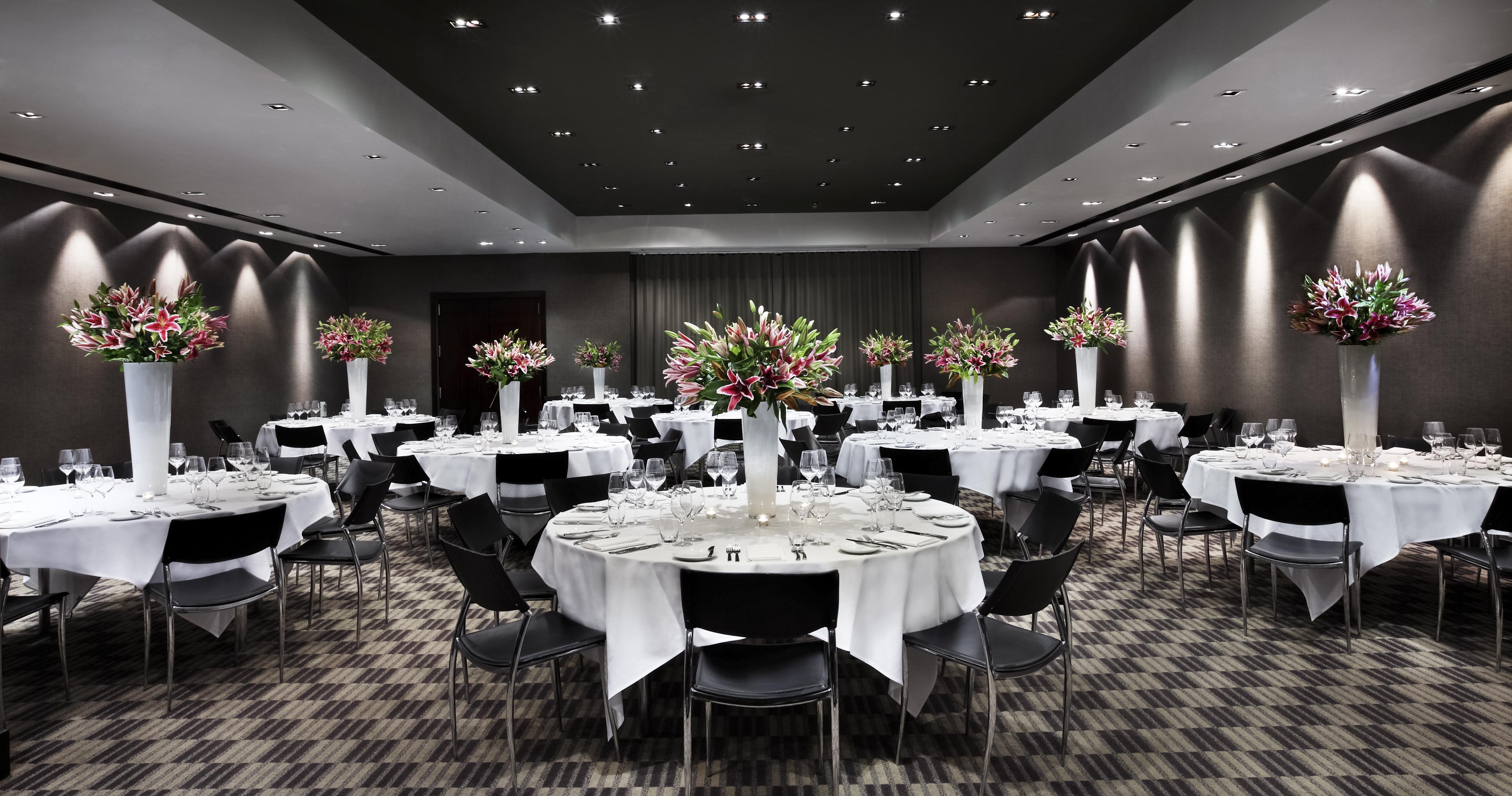 Sofitel Viaduct Harbour 5*