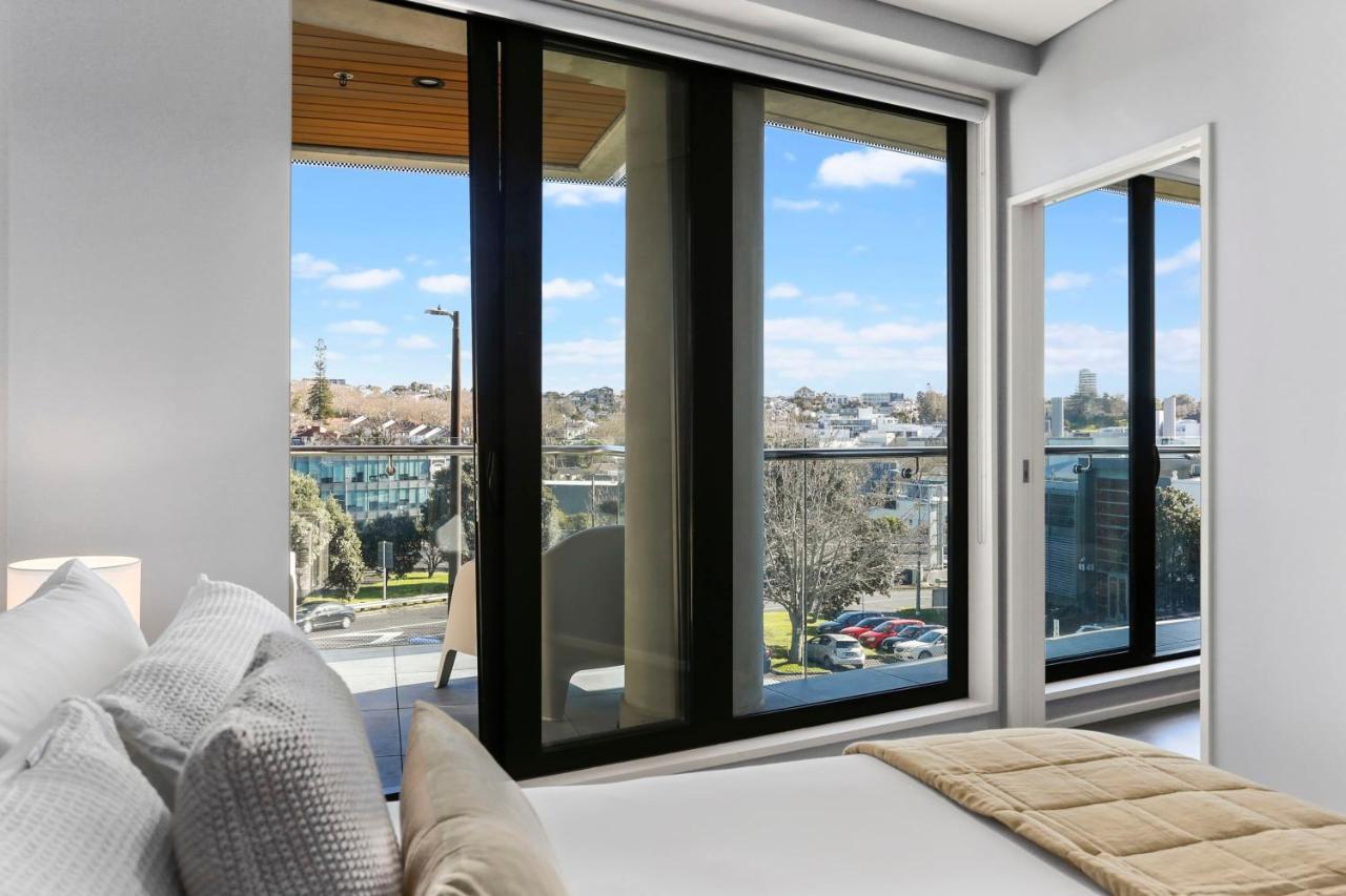 Lovely And Warm One Bedroom In The Cbd Auckland