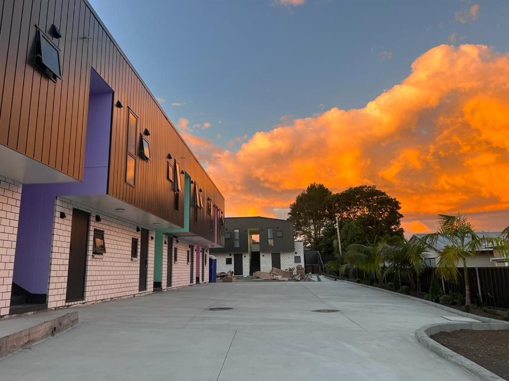 Krishna - Newly Built In Papakura Motel