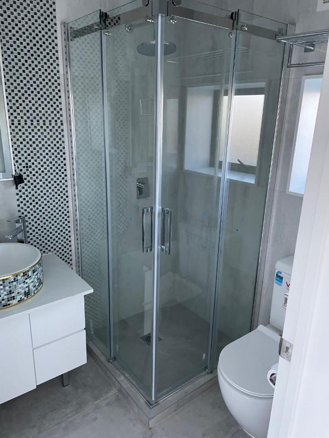Krishna - Newly Built In Papakura * Auckland