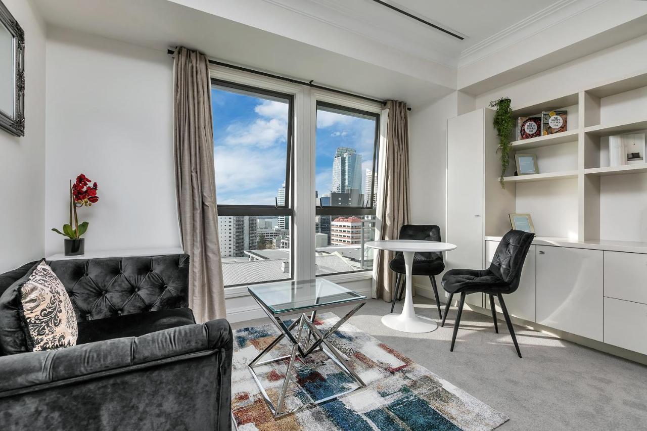 Sky-high Seascape - A Starlight Delight! Apartment *