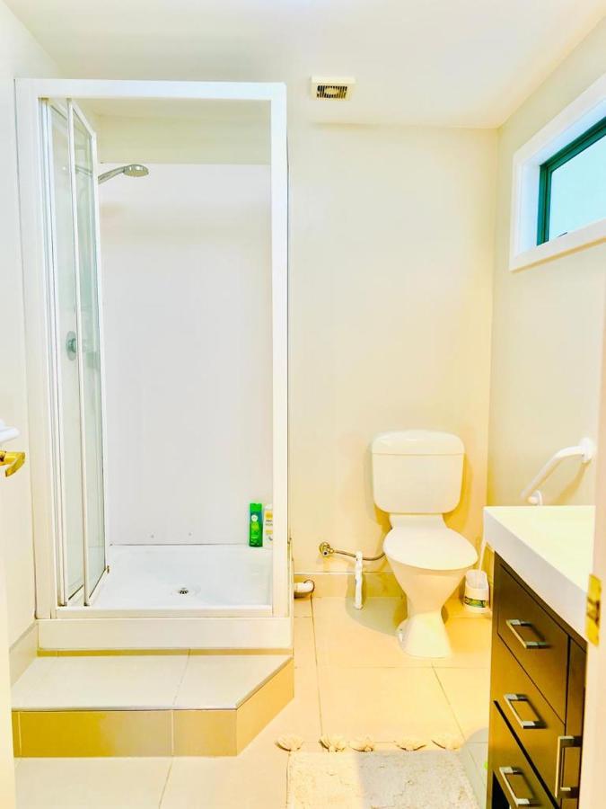 Homestay Private Self Checkin And 2 Parking Netflix Prime Auckland