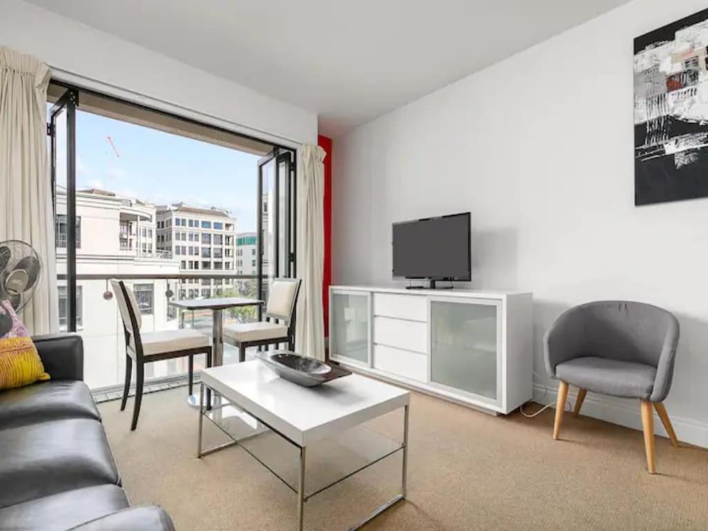 Stunning Spacious In Viaduct Basin Auckland