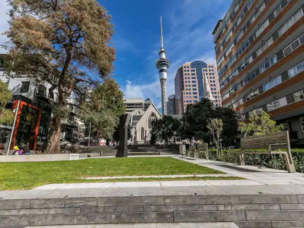Sun Kissed With Panoramic Views Apartment Auckland