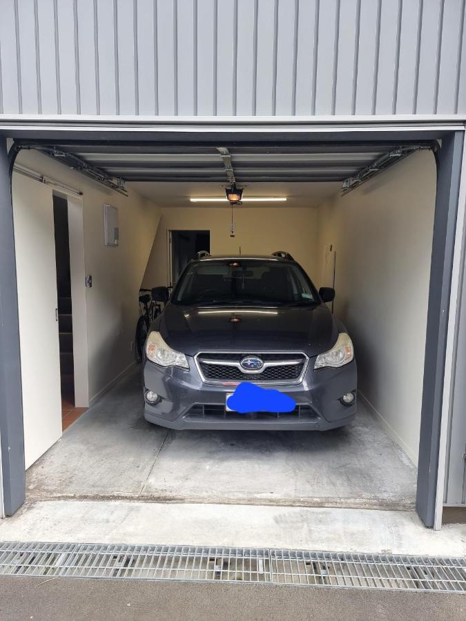 Apartment Spacious Near Cbd Pool Parking 3br Auckland