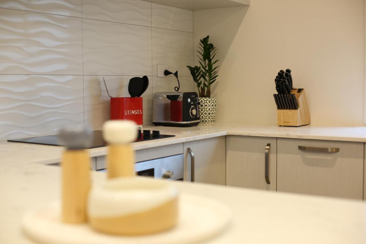 Apartment Cozy And Comfortable, Sunny Three-storey Building Auckland