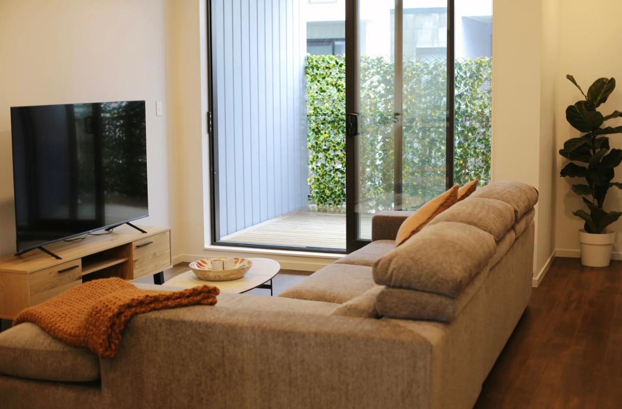 Cheerful 3-bedroom Townhouse Close To The *