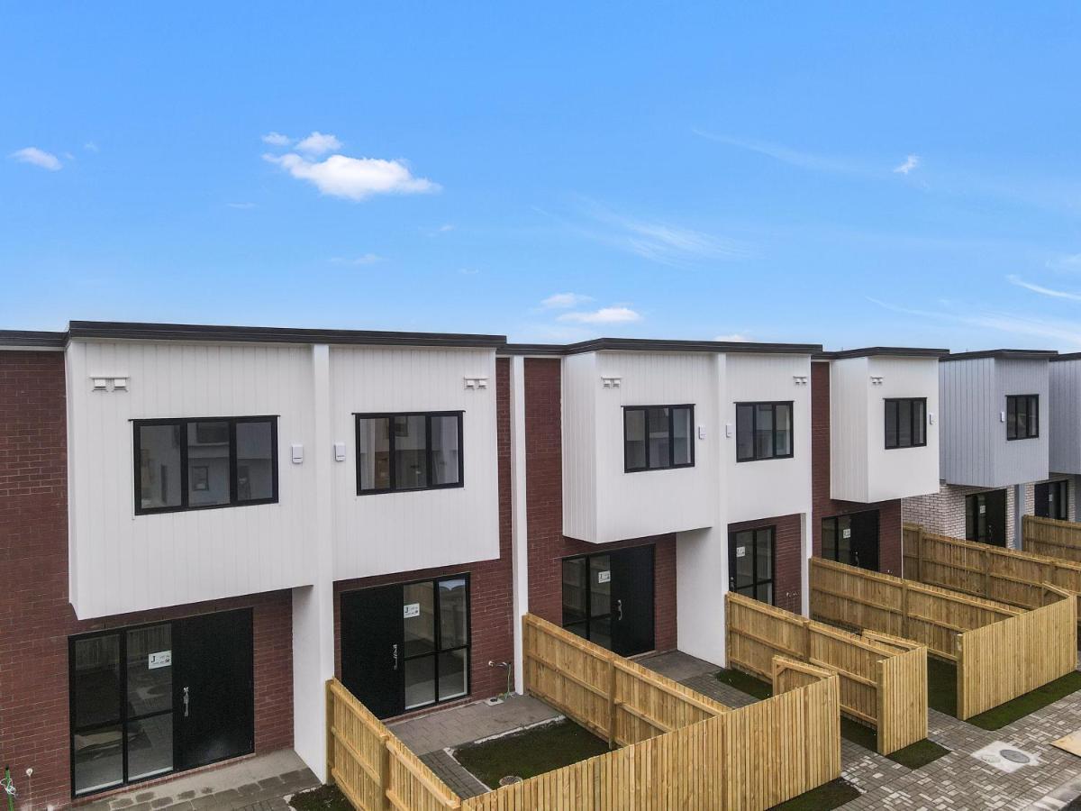 Cozy Brand New Townhouse 35 Auckland