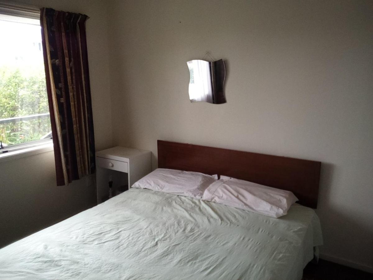 The Joyous Family Homestay Auckland