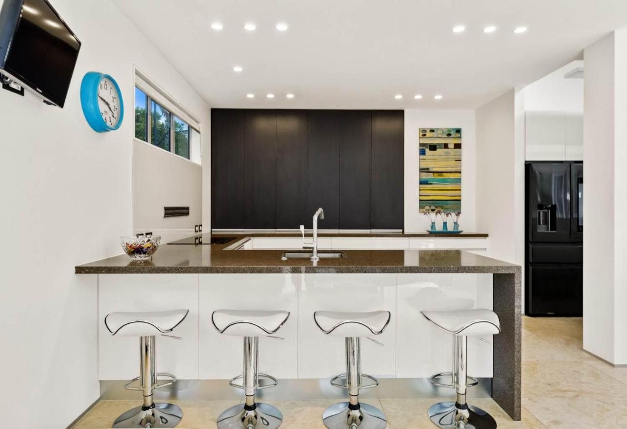 Luxury Tropical Oasis, Beach, Village Near Cbd * Auckland