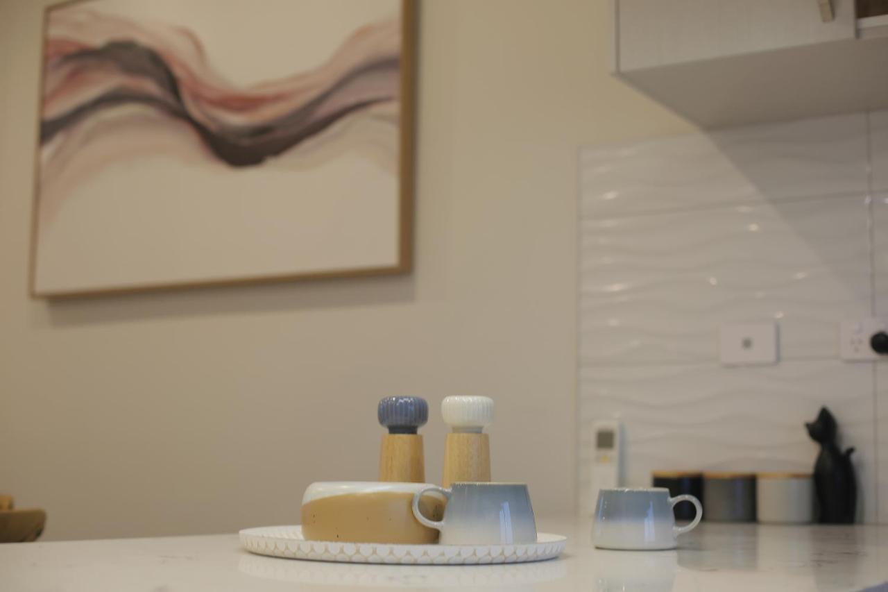 Cozy And Comfortable, Sunny Three-storey Building Apartment Auckland