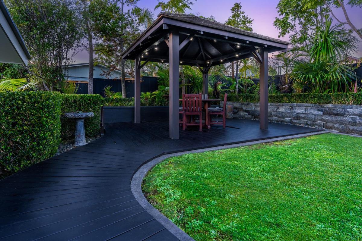 Private Luxury Waterfront Villa Auckland