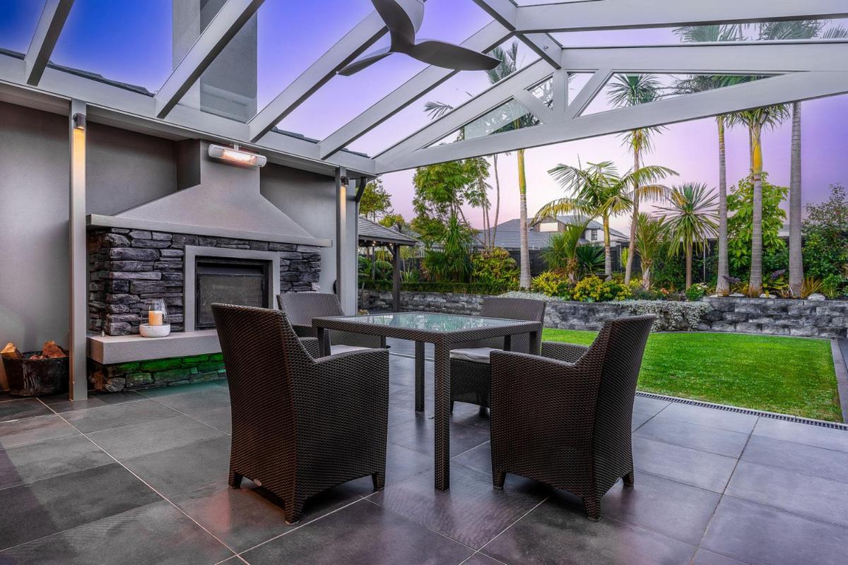 Private Luxury Waterfront *