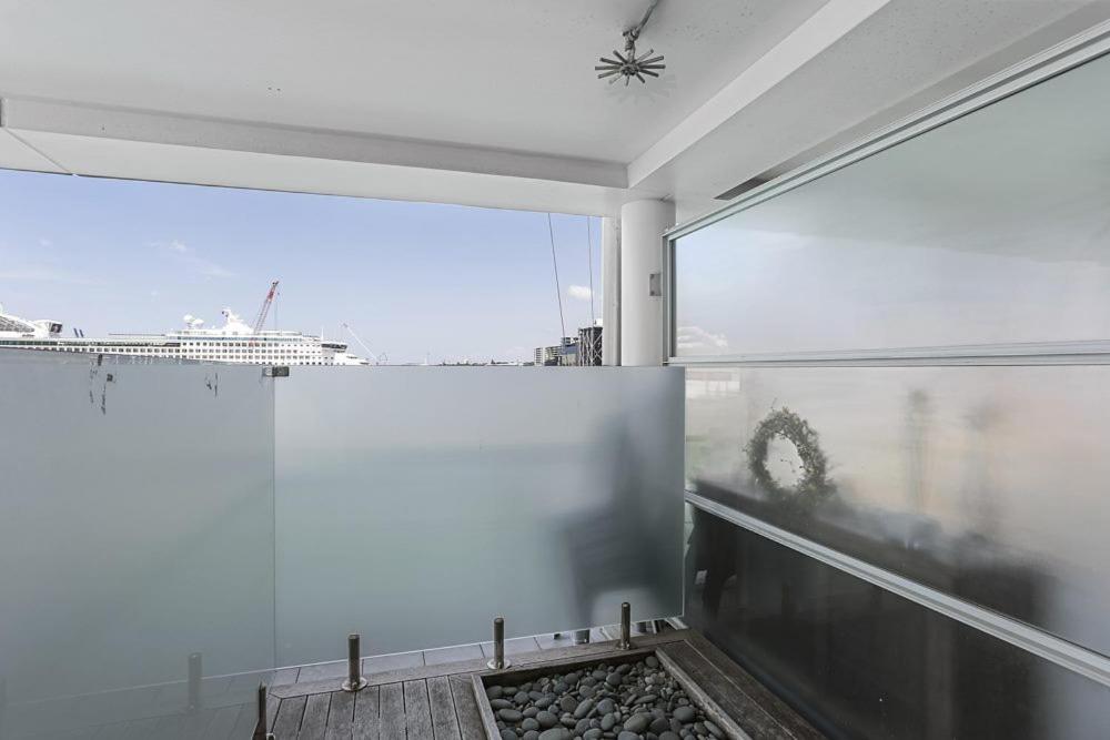 Princes Wharf Waterfront Viaduct Cbd * Auckland