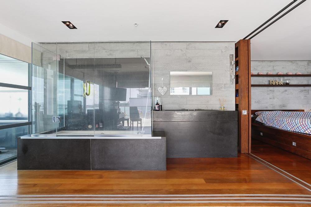 Princes Wharf Waterfront Viaduct Cbd Apartment Auckland