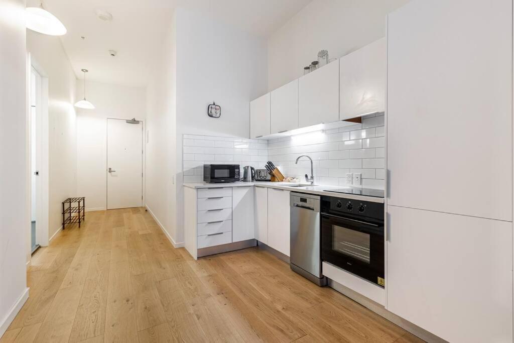 Stylish Pad Near Sky Tower Apartment Auckland